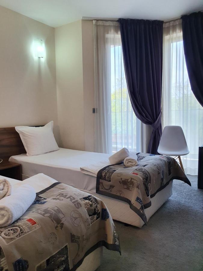 Family Hotel Novel City Burgas Екстер'єр фото
