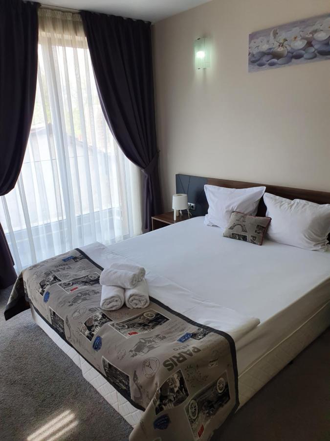 Family Hotel Novel City Burgas Екстер'єр фото