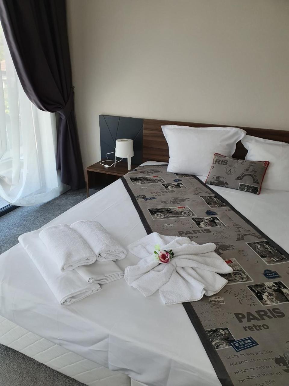 Family Hotel Novel City Burgas Номер фото