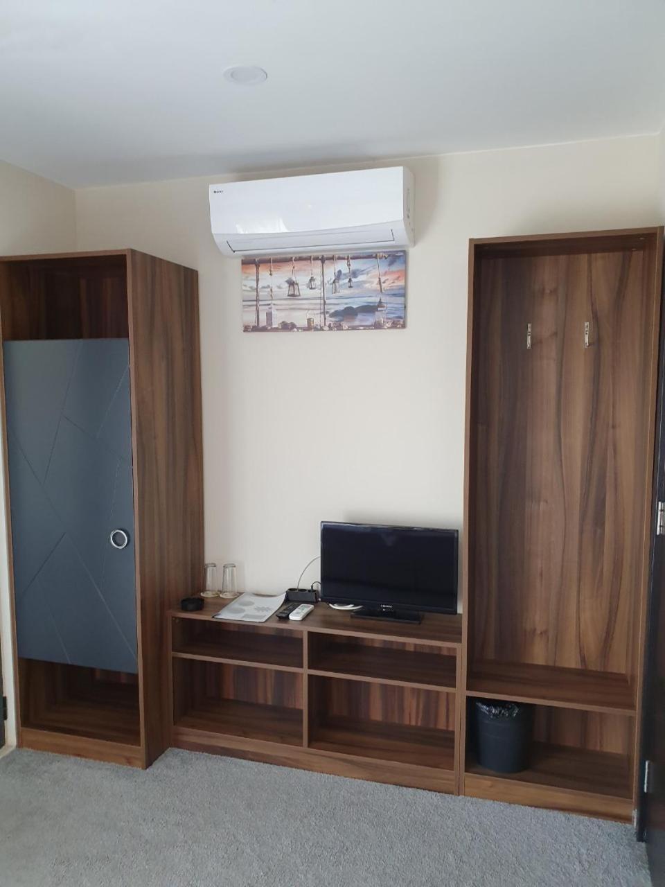 Family Hotel Novel City Burgas Номер фото