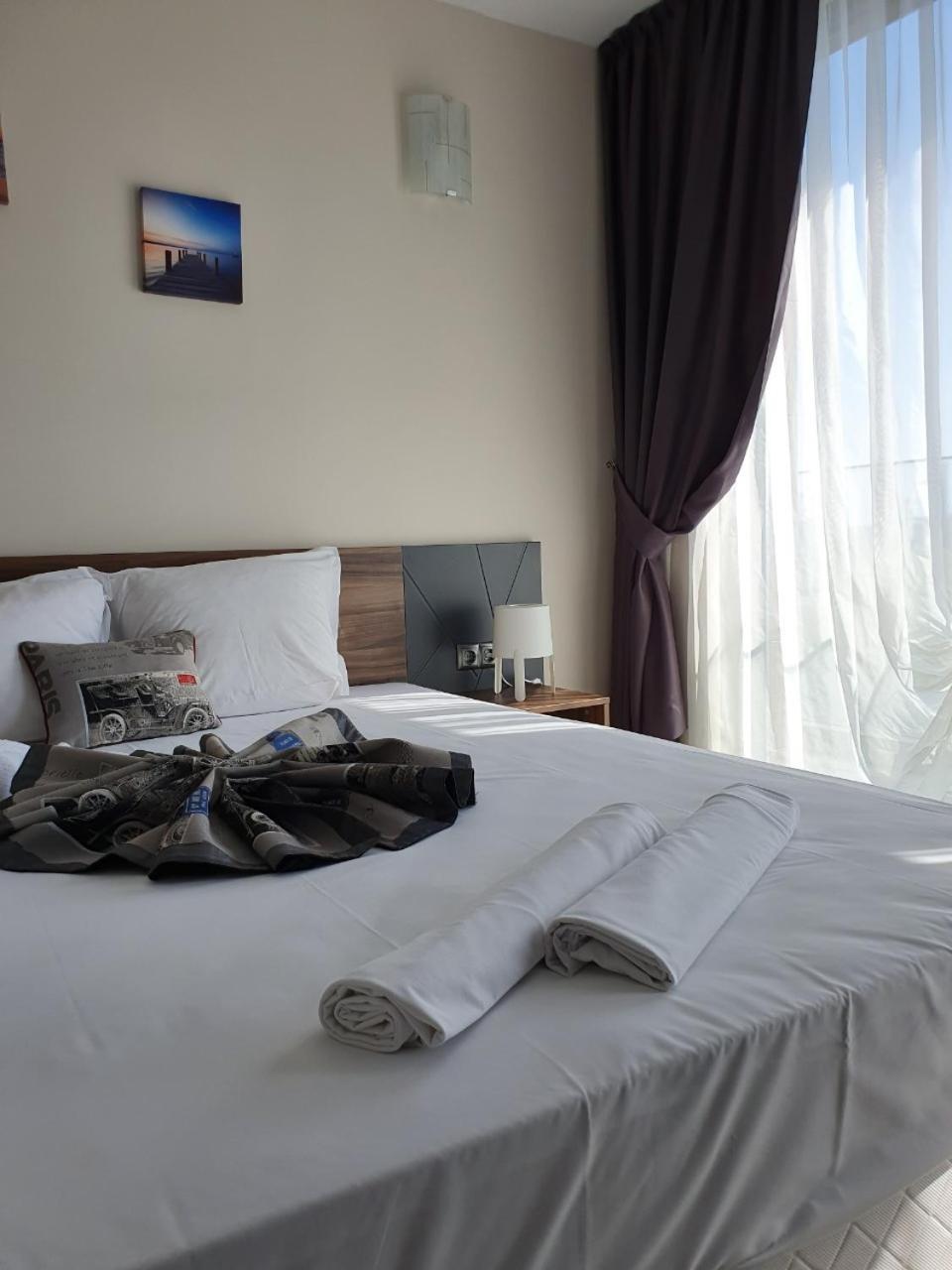 Family Hotel Novel City Burgas Номер фото
