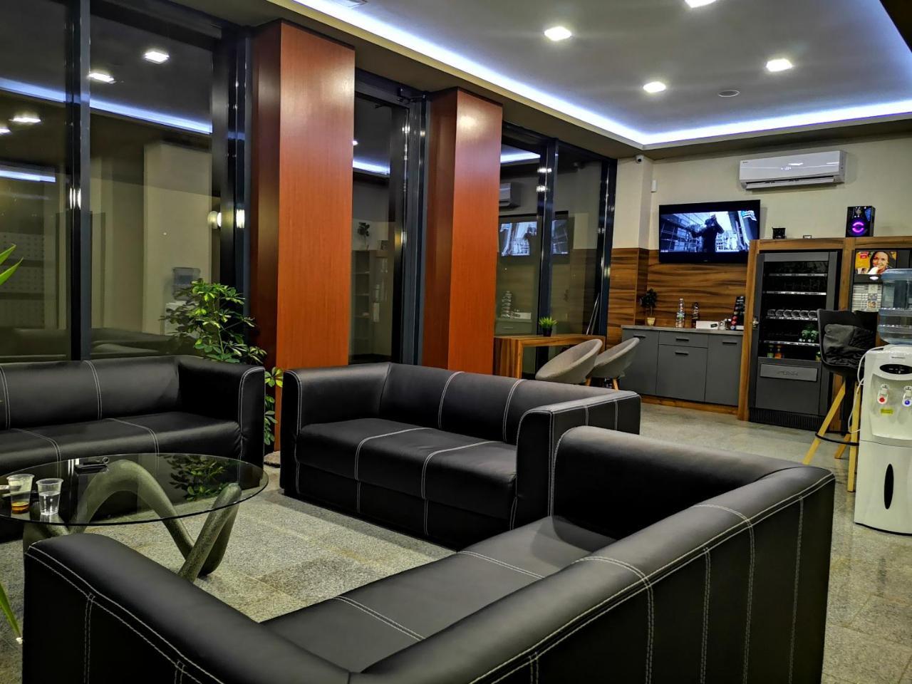 Family Hotel Novel City Burgas Екстер'єр фото