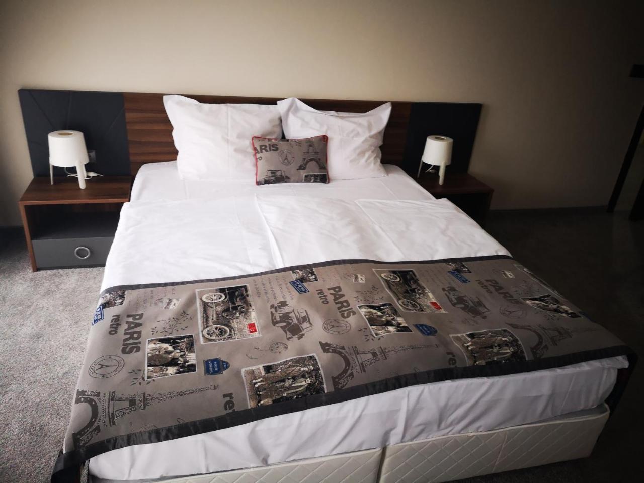 Family Hotel Novel City Burgas Екстер'єр фото