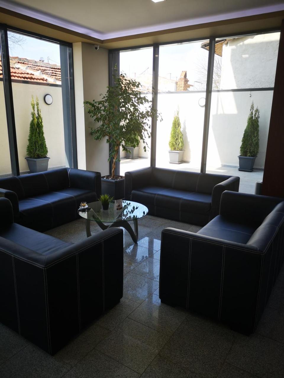 Family Hotel Novel City Burgas Екстер'єр фото