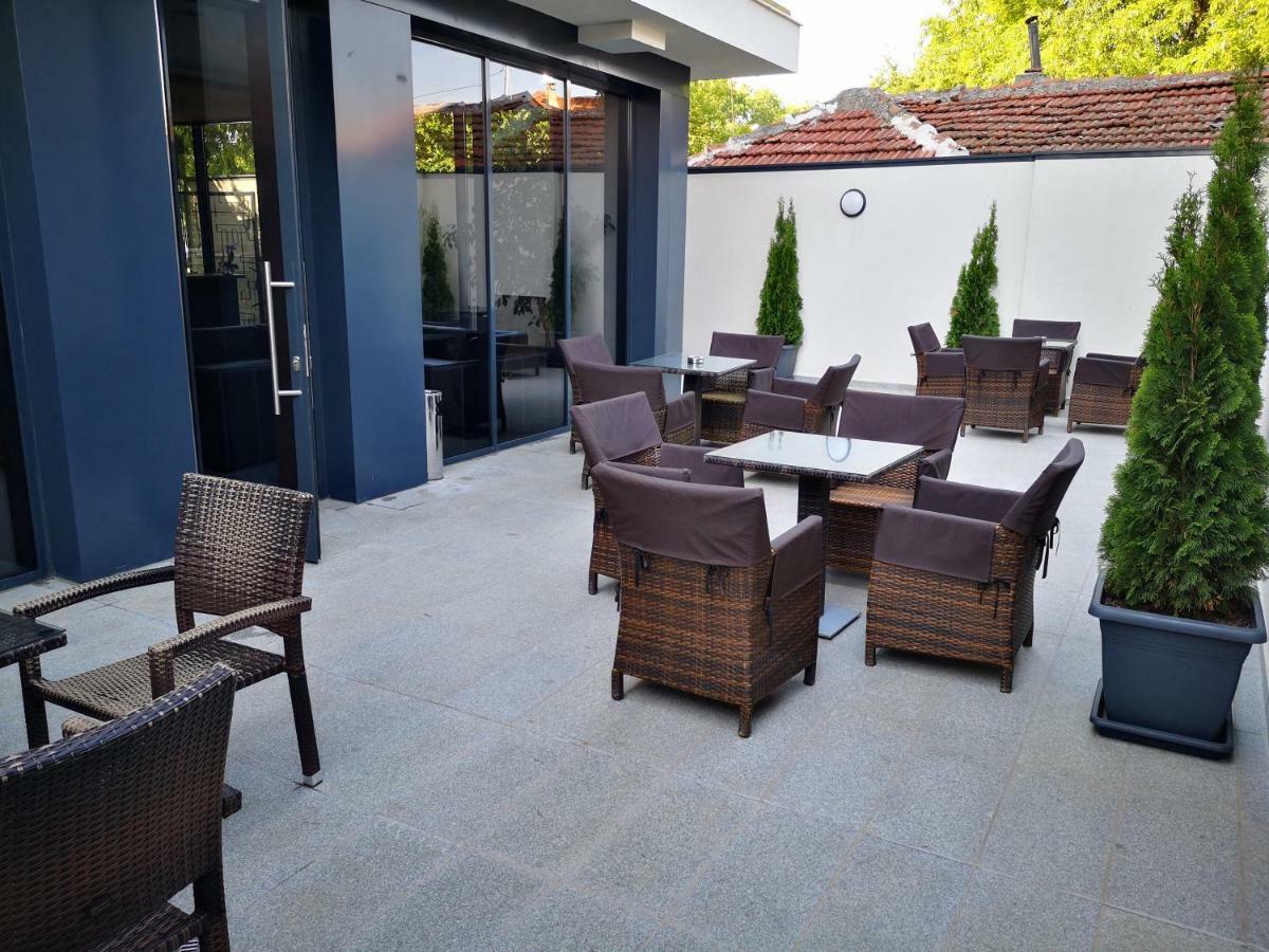 Family Hotel Novel City Burgas Екстер'єр фото