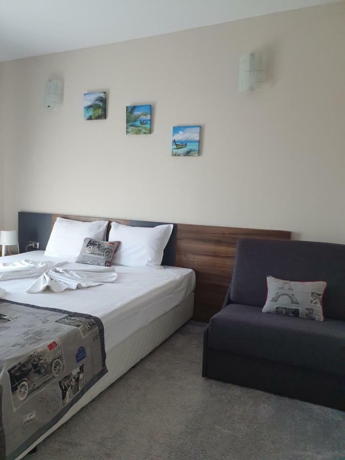Family Hotel Novel City Burgas Номер фото